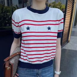 Designer Apparel Women Knits Brief Deisgn korte mouw T Tees Fine Lines Fashionable Joker Ladies Knits Europese en Amerikaanse straattoppen