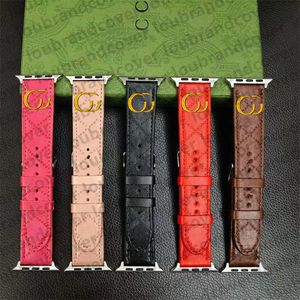 Designer Apple Watch Band Luxury Watch -band voor Apple Watch Series 9 8 4 5 6 7 Ultra 42mm 44mm 49mm Iwatch Bands Fashion 3D Embossing Leather Letter AP Smart Banden