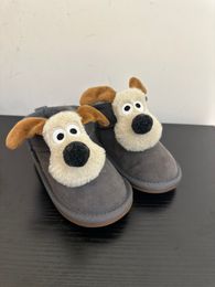 Diseñador Australia LGG AUS Bota de nieve Niños Niños Invierno Zapatos cálidos Niños Niñas Mini Bailey Bling Botón Botines Bebé Botas cortas Zapato sin cordones Regalos de Navidad 20
