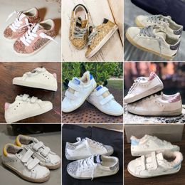 Designer Baby Boys Girl Girl Sneakers Ball Tenni Chaussures Sequin Classic Rose Gold Glitter Le cuir blanc Do Old Enfants Dirty Kids Casual Shoe Nouvelle saison