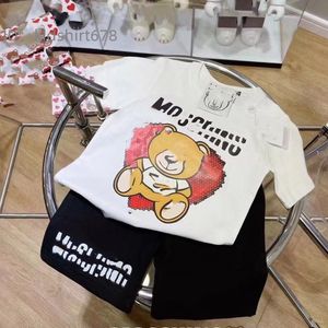 Vêtements de bébé de concepteur T-shirt pour enfants Mode courte Été Enfants Garçons Filles Mode Shorts Set 2 pièces Enfants