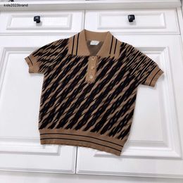 Ontwerper Babykleding Kinderen Pullover Fashion Polo Korte mouwen Sweater Maat 90-160 cm Letter Afdrukken Kind gebreide T-shirt juni21