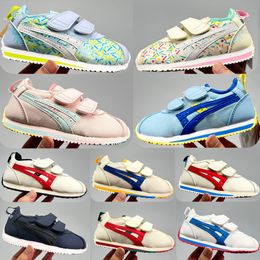 Zapatos de diseñador para bebés y niños, zapatillas de deporte para niños pequeños, plataforma de cuero, jóvenes, blancos, negros, niños, niñas, zapatos informales para niños pequeños 4Y 5Y