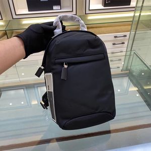 Designer Backpack Postman Taille Bags Fashion Triangle Heren Crossbody Tassen Messenger schouder Nylon Bag Mobiele telefoon Zipper Portebruine P