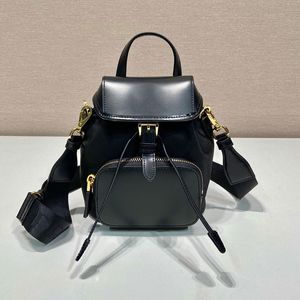 Sac à dos de créateur pour femme, sac à bandoulière, chaîne décorative, qualité, mode, luxe, sac fourre-tout, tissu en nylon sans épaule, cuir de vache brillant (petit)