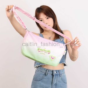 Bolsa de diseñador 2023 Summer NUEVO CONJUNTO DE LA CONJUNTA DE LA CONJUNTA DE MUJERES VERSATILE CLASE DE ESTUDIANTES CROSSBODY Bag Caitlin_Fashion_Bags