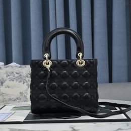 Bolsa de diseñador de lujo de luz alta para mujeres 2024 NEW Crossbody versátiles de la industria pesada Baged Daifei Bag Handheld Tote Bag