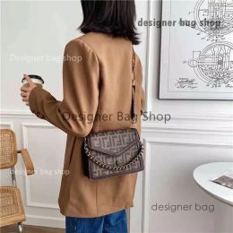 Bolso de diseñador Tienda en línea de fábrica 55% de descuento 2022 Bolso nuevo de moda Bolso de hombro de moda para mujer Bolso de mensajero impreso a mano para mujer