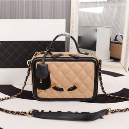 Bolsa de diseñador Halloween Lanboli Bolsas de cadena 231115 Cosmético Classic Cowhide Hombro Mujer Moda Mini Aseo Bolso MSFOD