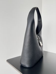 Keycas en cuir de sac à main de concepteur La conception de la poignée est pratique pour le transport ou le transport, et le bandoulière détachable permet le dos à l'épaule 10A
