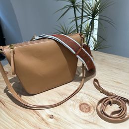 Designer bag leather underarm bag new hobo high-capacity shoulder bag adjustable and detachable commuting crossbody bag fashionable and versatile