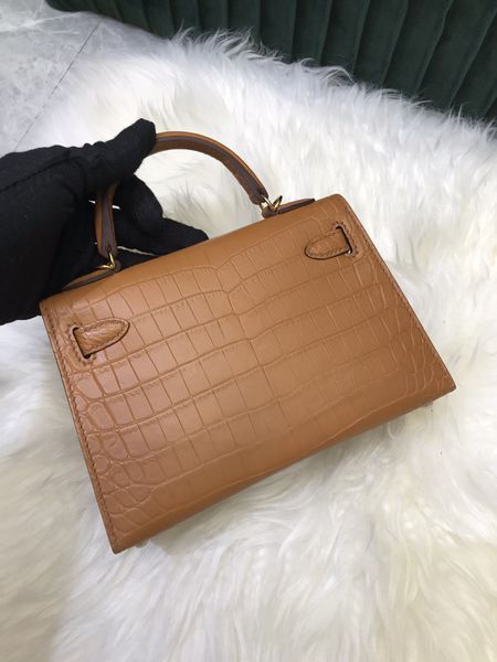 Sac de créateur Luxury Handbag Brand Purse Crocodile Mat Skin 19.5 cm Femmes mini bacs entièrement faits à la main