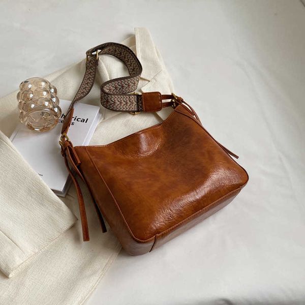 Sac de créateur hommes sacs à bandoulière coûteux marque de mode concepteur petit Simple sacs à bandoulière en cuir PU pour femmes sac à bandoulière de luxe sacs à main de couleur unie 6757