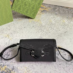 Designer Bag Hommes et femmes Canvas Leather Messenger Bag Mini sac à bandoulière portable Fashion tempérament Crossbody Bag 699596