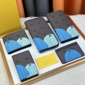 Bolso de diseñador Monedero de patrón de calabaza de moda para hombre y para mujer Bolso de tarjeta de impresión gris Monedero portátil de cuero Porta pasaporte # 61733