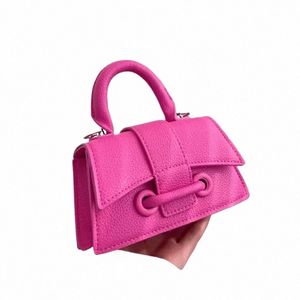 Sac de designer Mini sac à bandoulière pour femmes 2023 Nouvelle tendance Phe Bourse PU Cuir Dames Sac à main Summer Menger Sac Noir D9L7 #