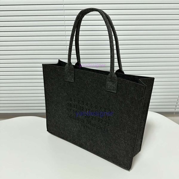 Sac de créateur MM6 Margiela Style Limited Ins Felt Tote Bag dans Margiela Style