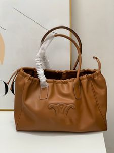 Bolso de diseñador Bolso de cuero real Cross Body Homoss Bags para mujer Mensificación The Tote Bag Luxury Hand Bag Fin de semana Pochette 2 de tamaño pequeño Bolsa de compras grande de alta calidad