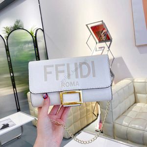 Designer Bag Shoulder Women's new bag fashion square flap bag Sheepskin marque classique or lettre boucle motif Toto sac à bandoulière sac à main