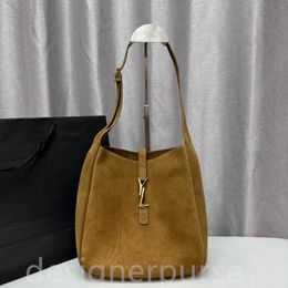 Bolso de diseñador de gamuza suave Le5A7 Hobo Bag grande de cuero real de lujo para mujer bolsos de hombro capacidad de moda bolsa de asas de viajero para mujeres bolso de calidad superior BrownBag