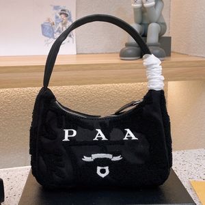 Sac de créateur Sac fourre-tout Luxueux Sac à main Femmes Cleo Sac à bandoulière Sacs à bandoulière Haute qualité Designer Sac à bandoulière Chaîne d'embrayage Portefeuille Sacs de messager