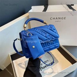 designer tas draagtas effen reliëf moeder en kind tas 2023 zomer nieuwe schouder gepersonaliseerde INS handheld crossbody