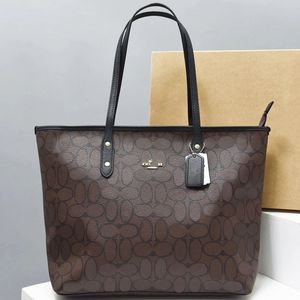 Bolso de diseñador Bolso de mano Bolsos de hombro de viaje Bolso de diseño de lujo de moda para mujeres Marcas negras Oficina de viaje Fin de semana Bolsas de compras de gran capacidad