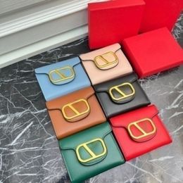 Billetera de bolsas de diseño estilo de cuero puro de alta gama Color sólido de moda letras multifuncionales billetera minimalista de tres veces