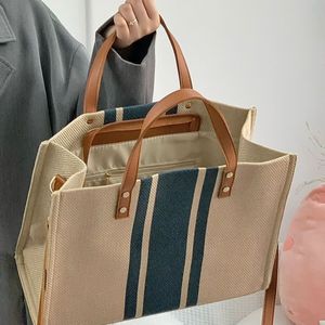 Sac de créateur avec étiquette arrière en toile de mode, sac à main Marc, poignée de sac de styliste, pratique, capacité classique, sacs à bandoulière décontractés pour femmes