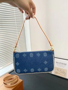 Bolsa de diseño para mujeres bolsos de hombro de cuerpo cruzado de lujo bolso de mezclilla billetera dama de bolsas fáciles en la correa letras de bolso emed rayas de flores bolsos de marca