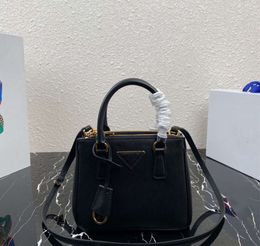 Sac de créateur femmes Galleria Saffiano sac fourre-tout classique en cuir sacs à main à bandoulière mini sacs tueur triangle rabat kh