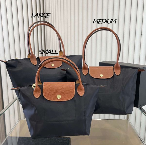 Bolso de diseñador Bolso de mano para mujer Hombro Estilo europeo Ocio Bolsa de bola de masa Bolso de nailon Bolso cruzado Bolso bordado plegable Compras Mini 602ESS