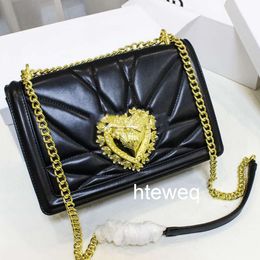 Bolso de diseño para mujeres hombro de lujo Lady Lady Crossbody Devoción de cuero liso Cadena de oro Carta Vida de moda bolsos de moda