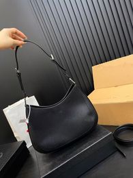 Bolsos de diseñador Bolso cruzado Bolso de hombro Cuero genuino para mujer Hobo Textura cruzada Paquete Lujos Diseñadores Pochette Accesorios Carteras de cadena