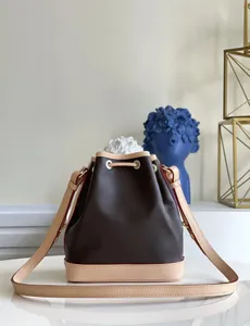 Sacs de créateurs Sac seau mignon, sac à bandoulière élégant Sac à main en cuir de luxe, un sac seau que tout le monde adorera