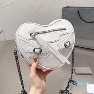 Bolsos de diseñador Bolsos de diseñador Love Motorcycle Bag Crossbody Bolso para mujer Moda Classic Color Sólido Monederos 2024