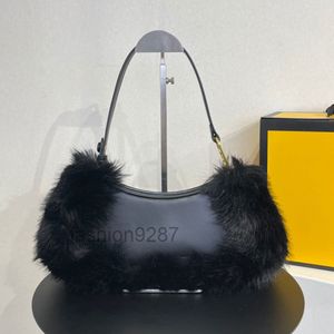 Bolsos de diseño peludo Moda axila bolso retro diseño baguette bolsos dama noche embrague bolso de hombro francés bolso de mujer rse 2022 otoño wi