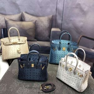 Designertassen Luxe modebakken Krokodilbottentas voor dames 2020 Nieuwe handtas Enkele schouder Crossbody Tas met krokodillenpatroon voor dames Hoge kwaliteit Vergrendelknop B