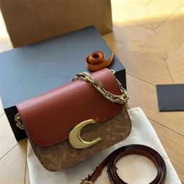 Designer Bags Luxury handtas NIEUW 2024 POSTMAN ORGANKANK CROSBODY TAG MET COWHIDE SADDLE Vintage Letter Een schouder damesketen envelop tas