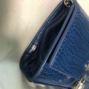 Sacs de créateurs de luxe Zipper Embrayage tissé pour femmes 2024 Nouvelle mode épaule Lady PU cuir Hobo main doux Hobo fourre-tout sac sacs à main dames sacs à main