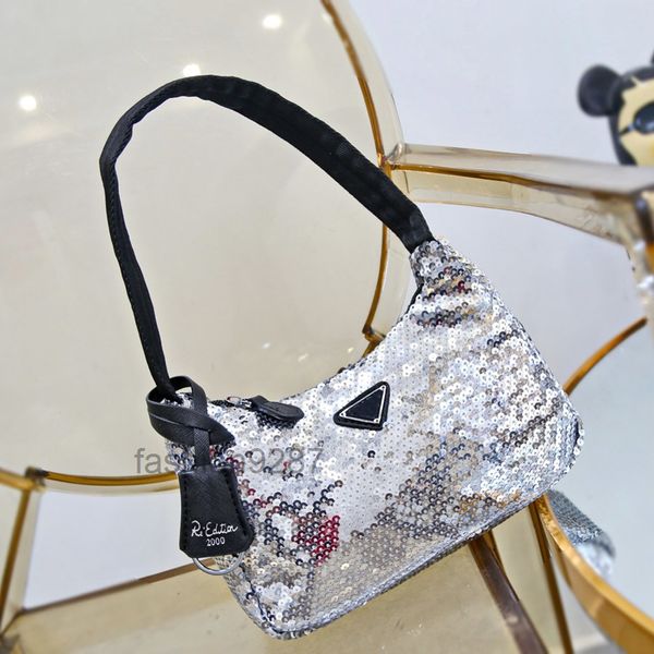 borse firmate PA Women Glitter Underarm Bag Luxurys Bags Italy Milano Reflection Borse di alta qualità Black Fashion Nylon Tote Half Moo