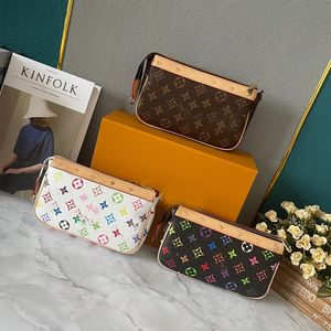 Designer tassen Klinknagel Crossbody portemonnee Luxe Schoudertassen Leer Dames Klassiek Vintage Messenger Totes leren band kleine telefoon clutch tassen