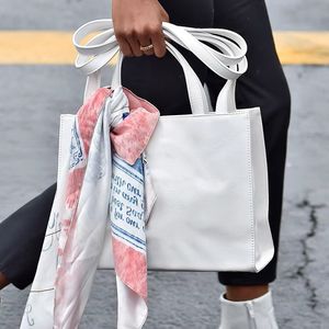 Sacs de créateurs Sacs fourre-tout Four seasons Crossbody Shopping Bag Designer Sacs à main et sacs à main Lady Luxury Famous Brands Pu Sac à bandoulière pour femmes cadeaux