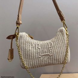 Designer Tassen Vrouw Strawtassen Nylon Luxe handtassen Hobos onderarm tas zomervakantiezak capaciteit onderarm tas winkels ontwerper Crossbody schoudertassen