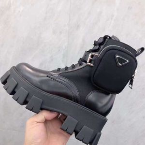 Designer Tassen Vrouwen Enkel Leer Martin Laarzen Royce Laarzen Nylon Laarzen Militair Geïnspireerd Combat Boot Nylon Tas Bevestigde Enkel Winter Schoenen Met Tas NO43