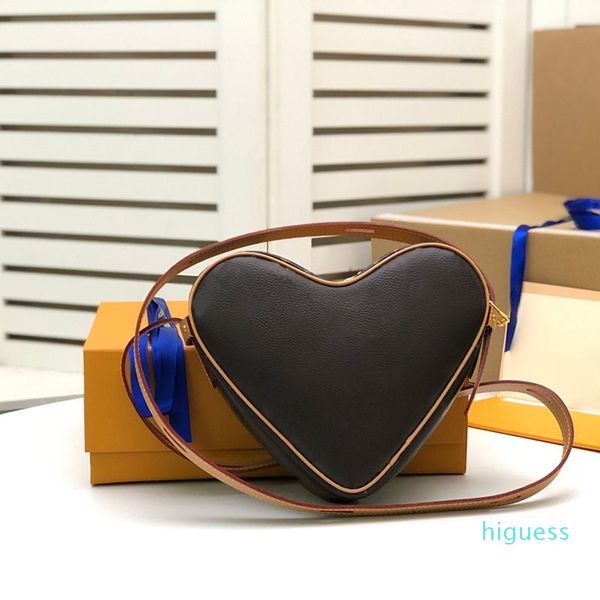 Bolsos de diseñador Bolso de moda para mujer El bolso de mano de un solo hombro para niña Bolsos de corazones de cuero suave impresos Cartera cruzada de lujo