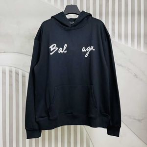 Designer Balencigas Femmes Graffiti Hoodie Automne Et Hiver Bouton De Verrouillage Classique Pull À Capuche Pull Lâche Casual Imprimé À Capuche Pour Hommes Et Femmes balanciagas