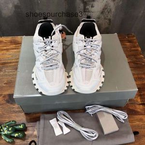 Designer Balencigs Mode Casual Schoenen Rolschaatsen 2024 Chunyuan Paris 3.0 Schoenen Track Outdoor Dikke Zool Verhoogde Schoenen LED Licht Paar Schoenen PCW2