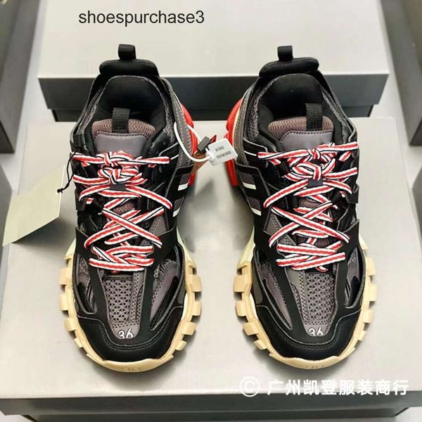 Designer Balencigs Mode Casual Chaussures Roller Skates Paris 2024 Daddy Shoes Track 3.0 Unisexe Semelle épaisse Sports et chaussures décontractées WJZW