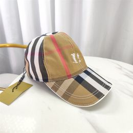 Gorras de béisbol de diseñador b famil Diseño Moda sombrero lienzo modelo de gorro Edición limitada Colaboración Impresión gráfica Snapbacks sombreros casuales